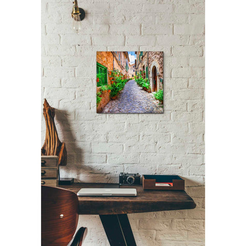 Image of 'Vecino I' Canvas Wall Art,12 x 12
