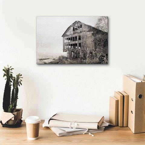 Image of 'Mahantongo Barn' by Lori Deiter, Canvas Wall Art,18 x 12