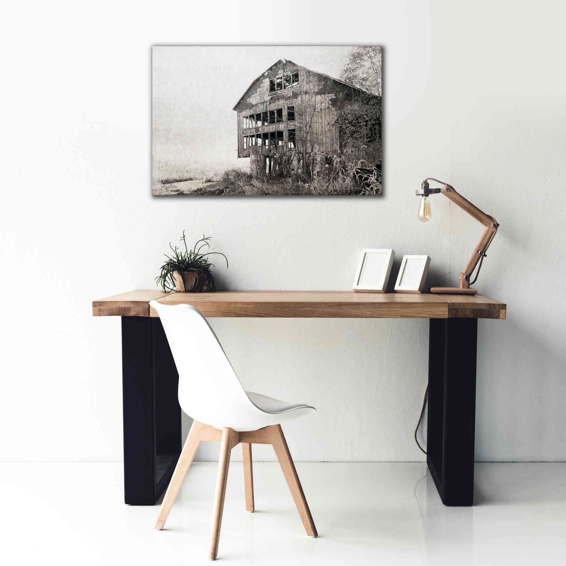 'Mahantongo Barn' by Lori Deiter, Canvas Wall Art,40 x 26