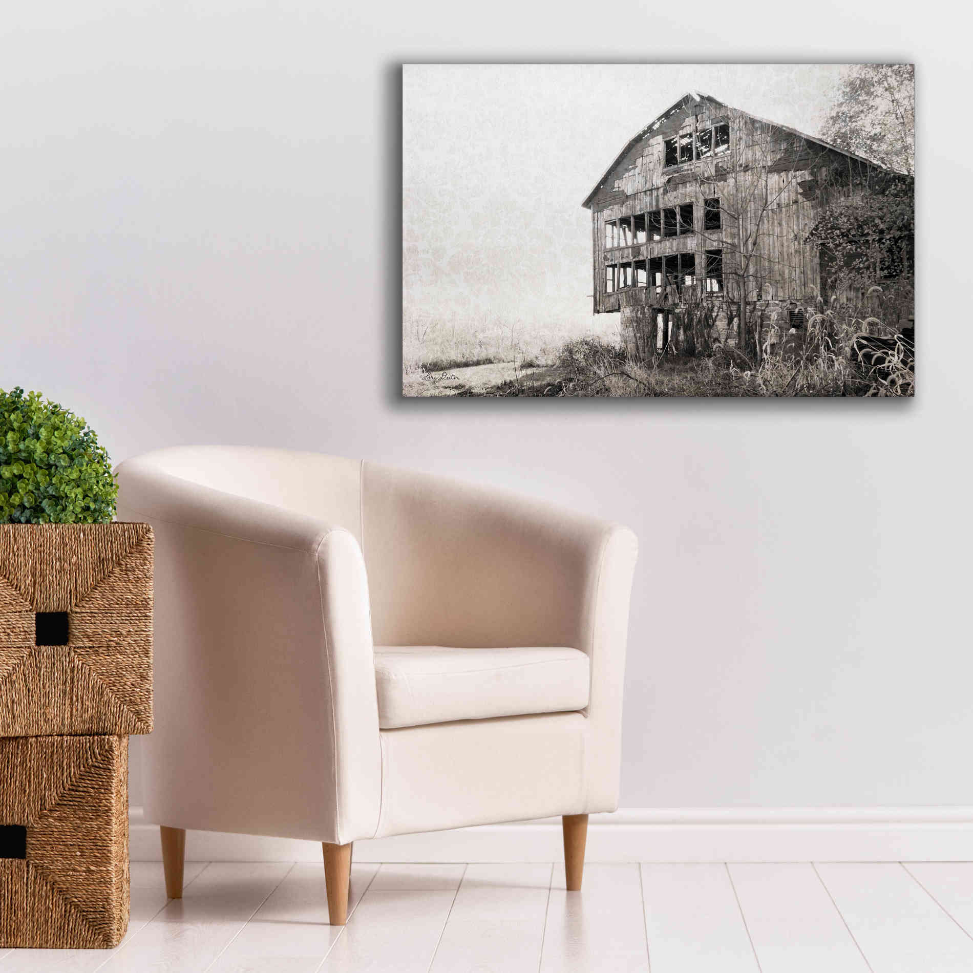 'Mahantongo Barn' by Lori Deiter, Canvas Wall Art,40 x 26