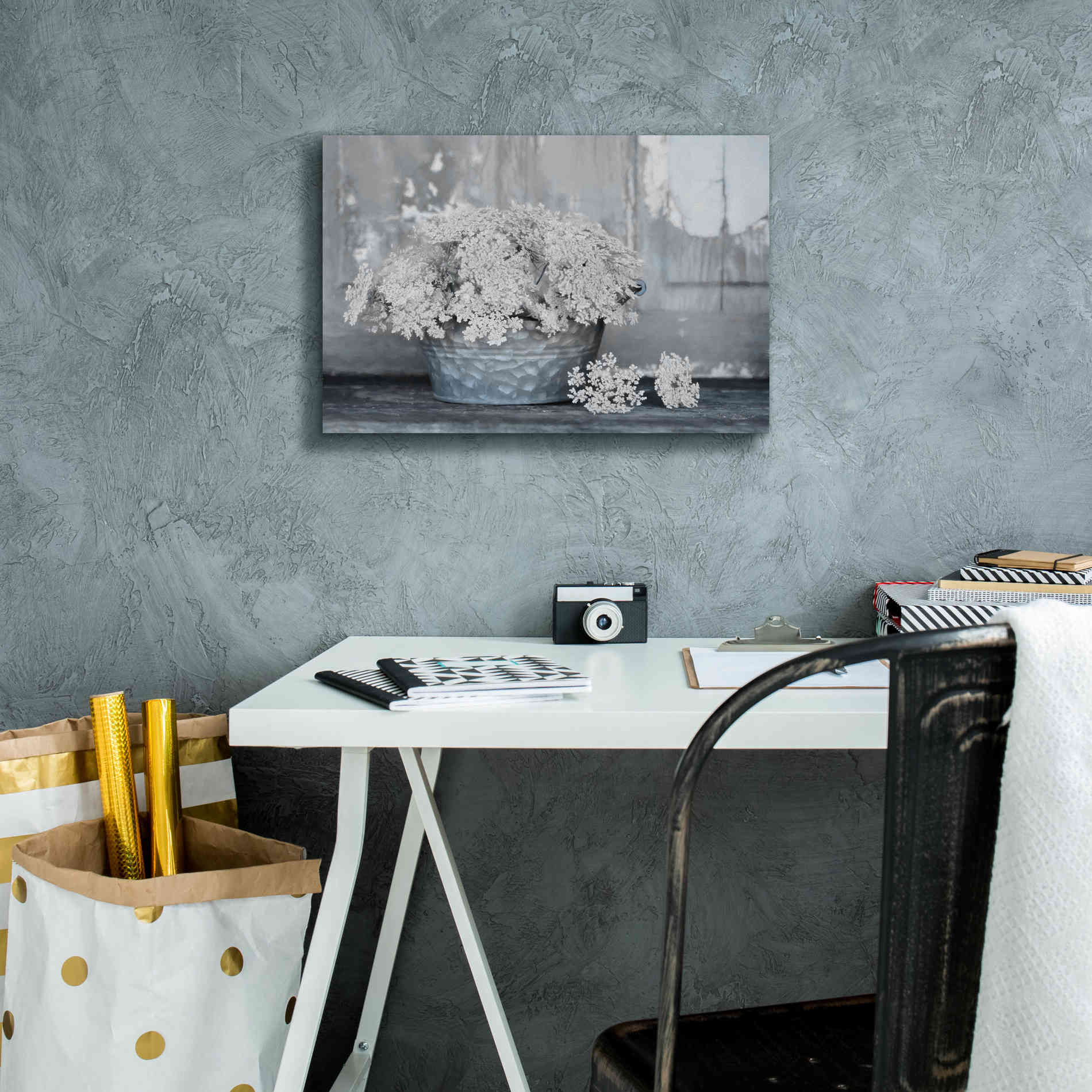 'Queen Anne's Lace I' by Lori Deiter, Canvas Wall Art,18 x 12