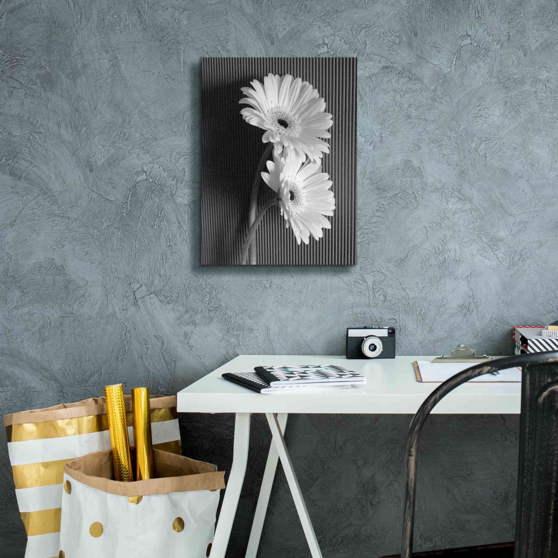 'Fresh Cut Daisy I' by Debra Van Swearingen, Canvas Wall Art,12 x 16