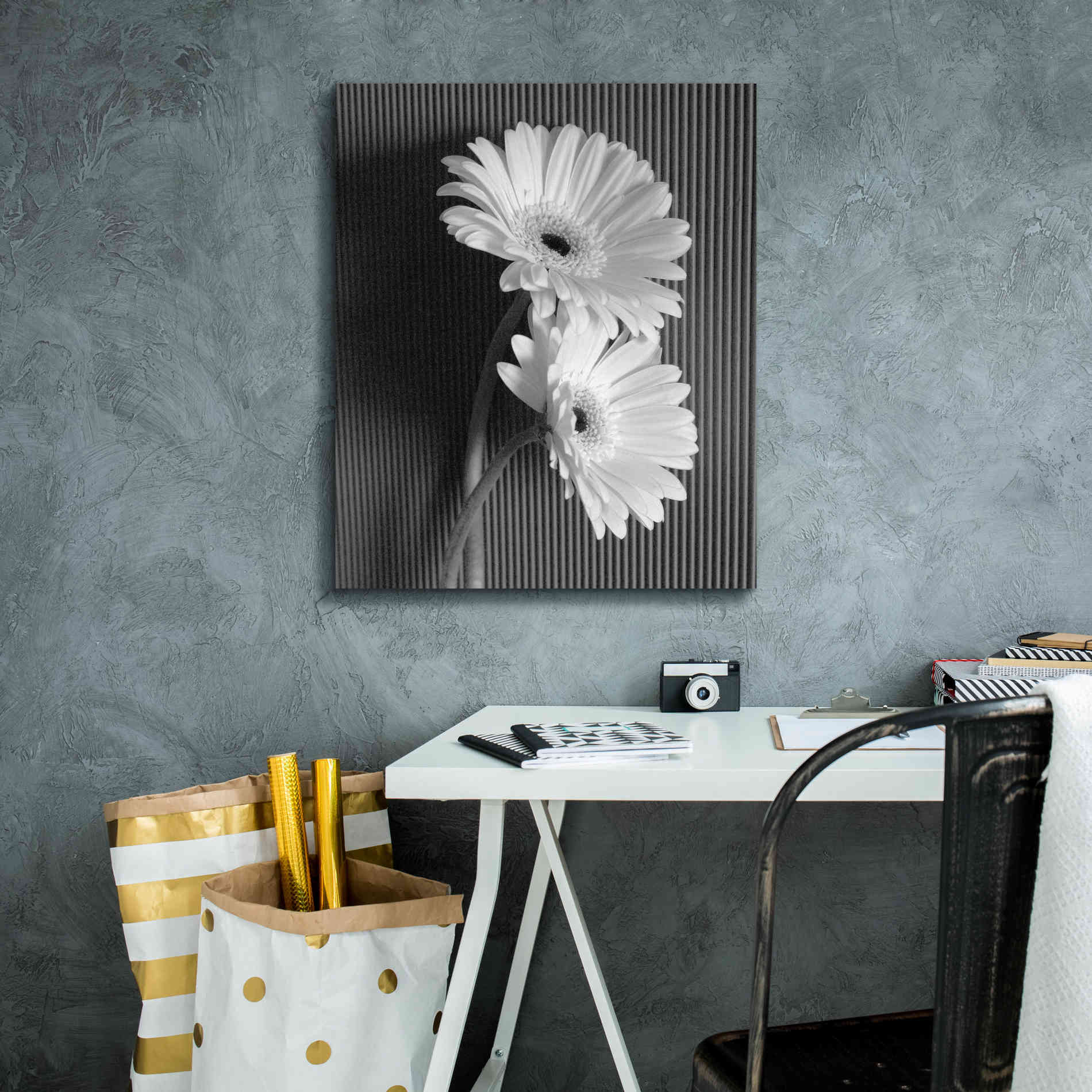 'Fresh Cut Daisy I' by Debra Van Swearingen, Canvas Wall Art,20 x 24