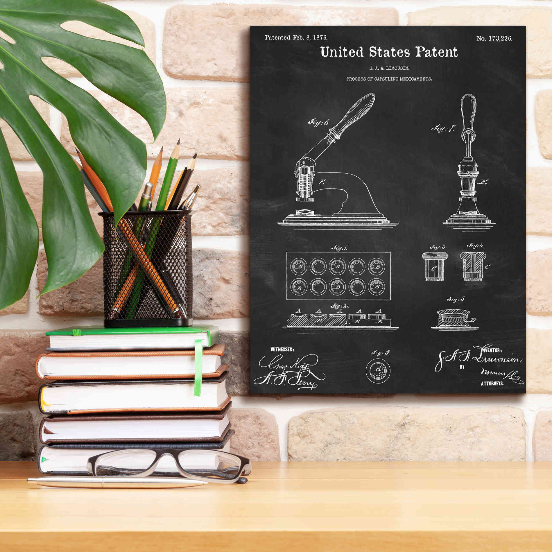 'Capsuling Medicine Blueprint Patent Chalkboard,' Canvas Wall Art,12 x 16